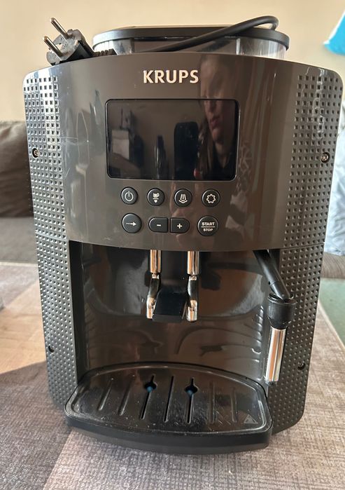 Кафеавтомат KRUPS EA81