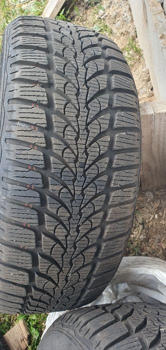 Vând jante cu cauciucuri ,R16 ptr. Vw