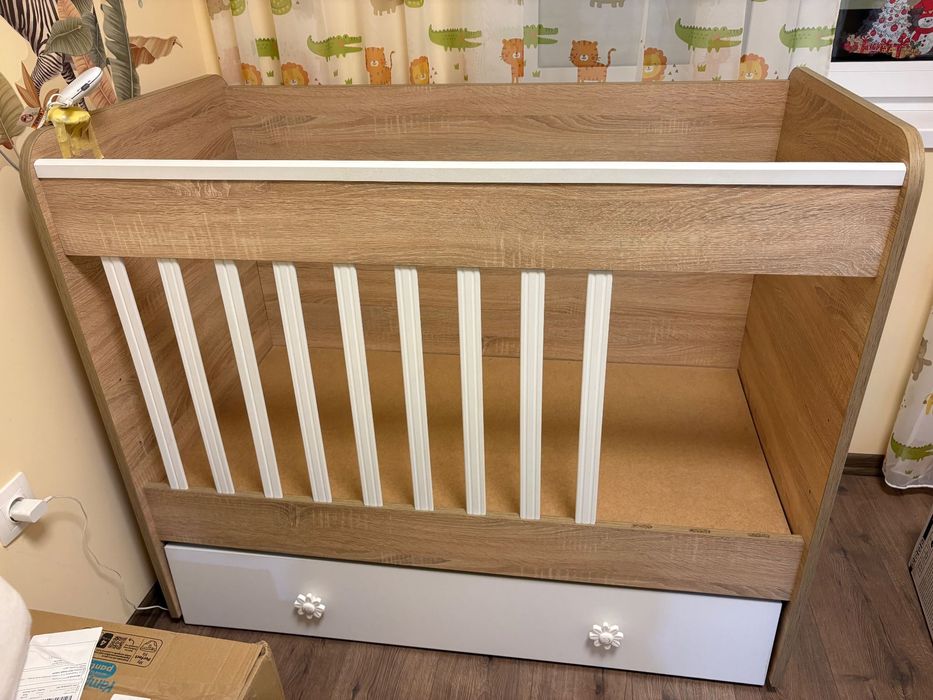 Бебешка дървена кошара