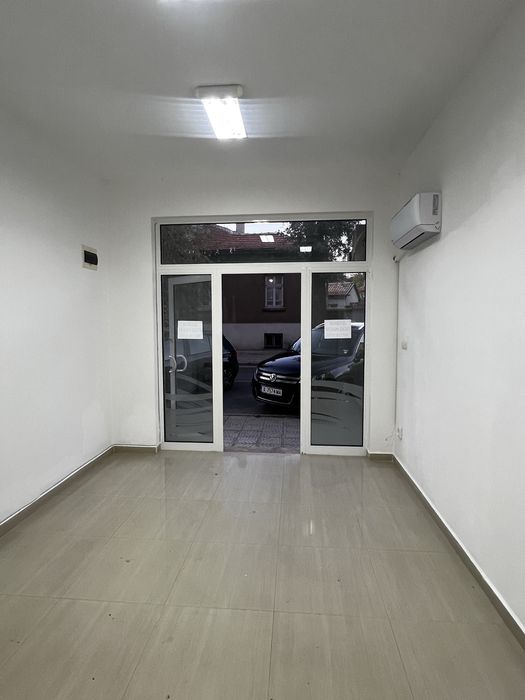 Продава се Магазин в Хасково, Любен Каравелов - 20 кв.м за 1658 €/кв.м - Снимка #2