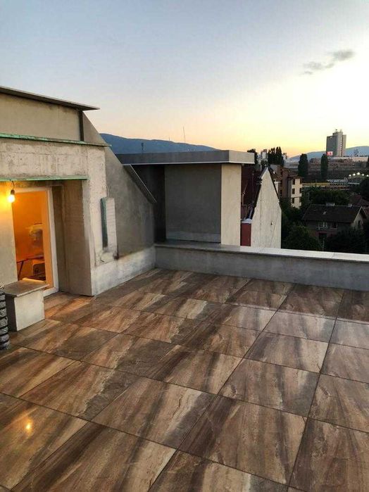 Дава под наем АТЕЛИЕ, ТАВАН, гр. София, Триъгълника