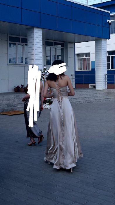 Продам платье вечернее