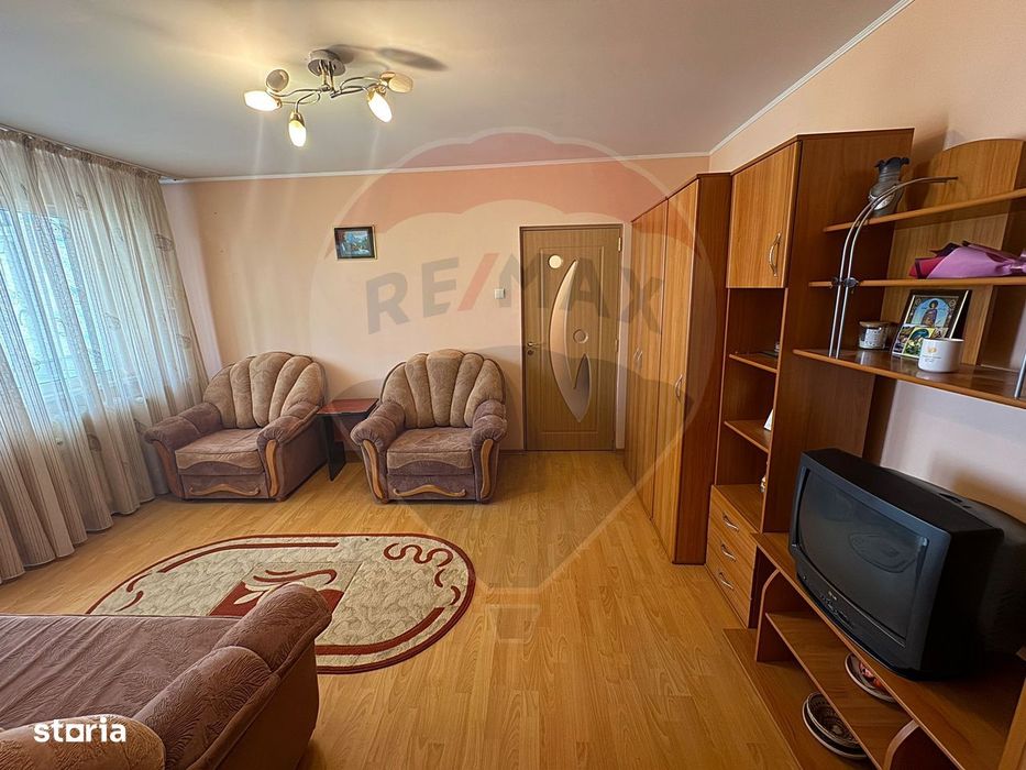 Apartament de vanzare cu 2 camere în zona Cornisa Bistritei