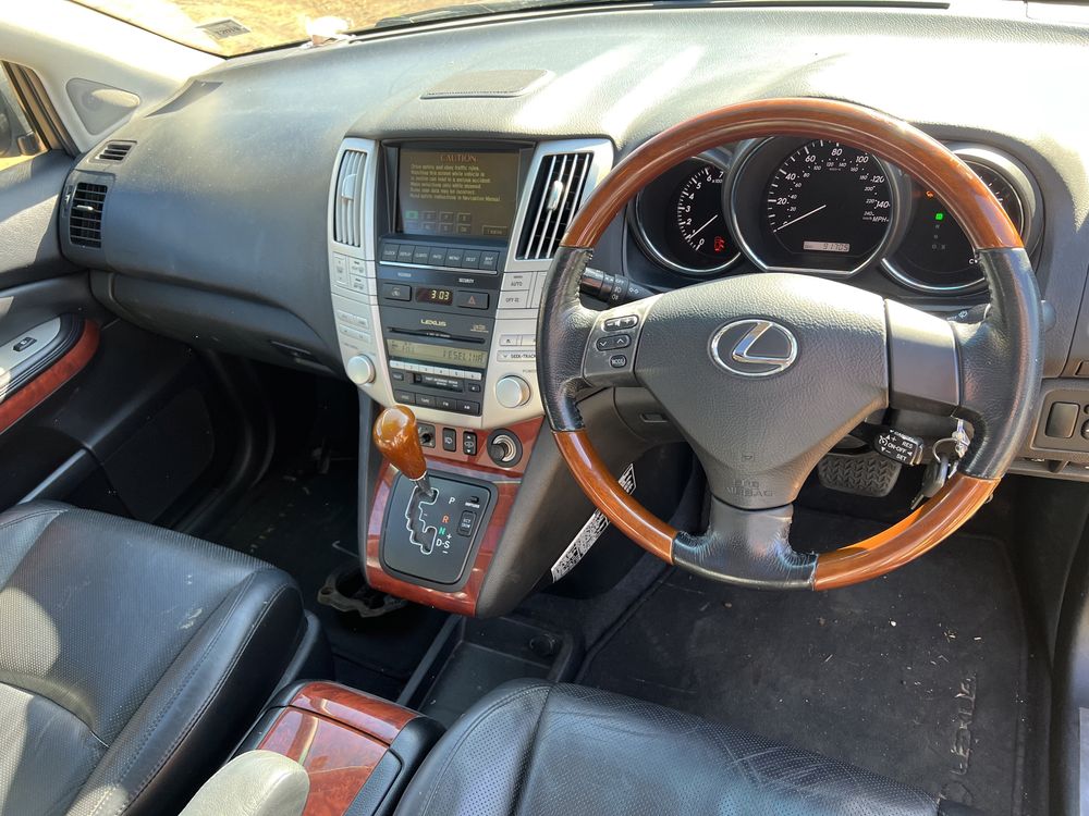 Lexus rx300 на части