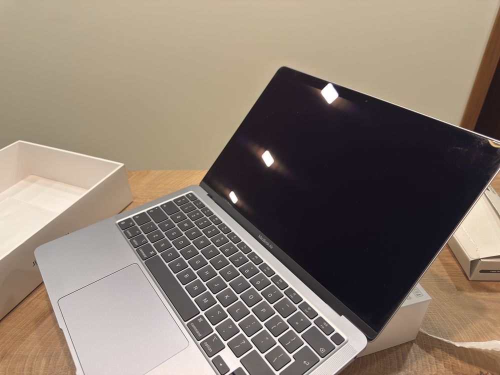 Macbook air 2020 silver