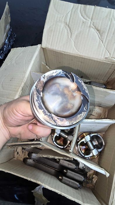 N54b30 бутала и биели