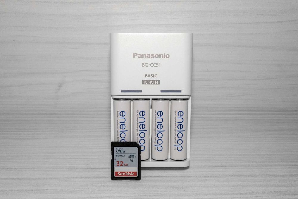 Nikon Coolpix B500 + Подаръци