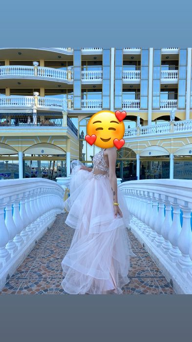 Абитуриентска рокля