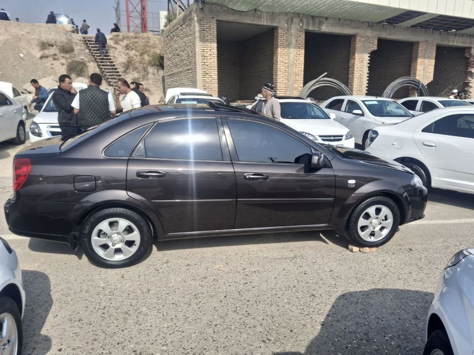 Jentra 3 pazitsa avtomat