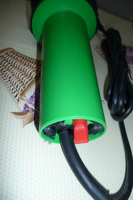 Tip Leister Triac , Pentru pvc/ linoleum, + 1 duza de 40mm, nou