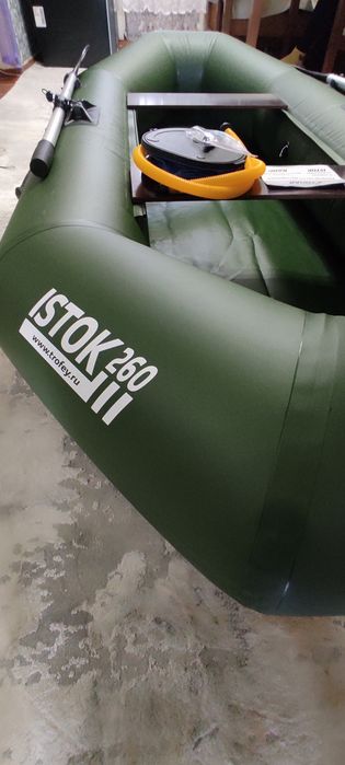 Продаю Лодку ISTOK 260 ТОНАР