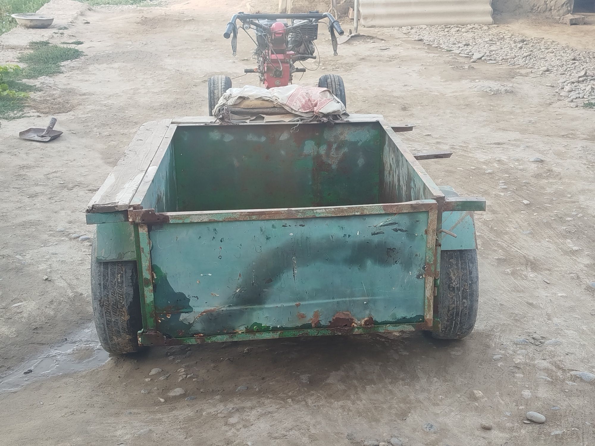 Motoblok sotiladi ot kuchi 177 hp9:talik