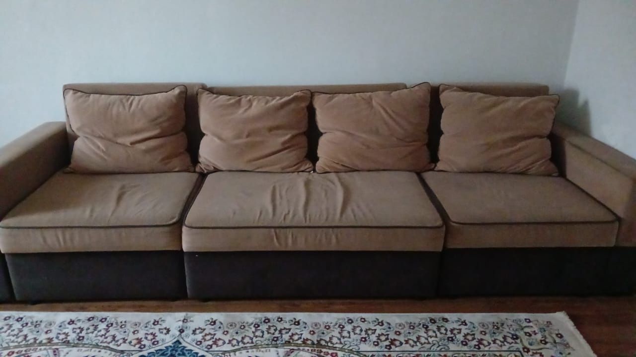 Срочно продам диван