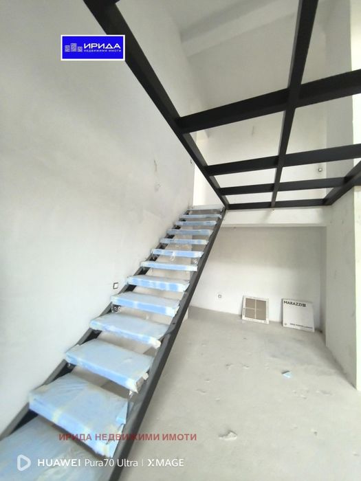 Тристаен апартамент в Бъкстон с АКТ 16!