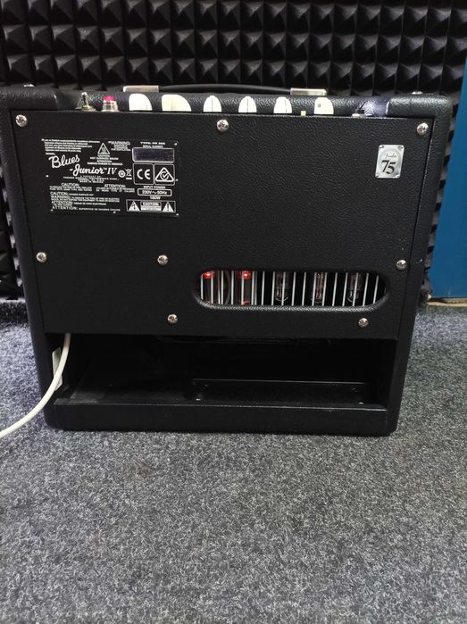 Fender Blues Junior IV 75th Anniversary Edition - 2021 година.