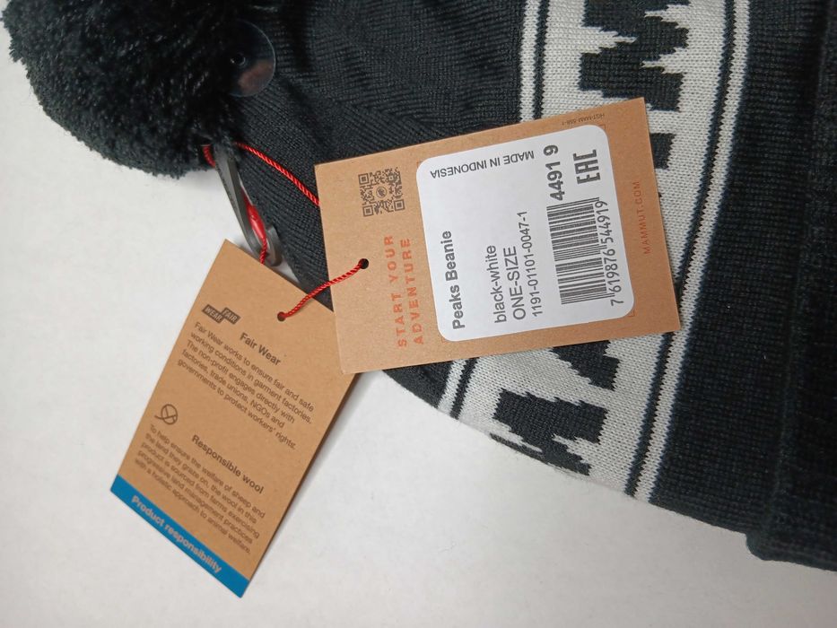 Fes caciula Mammut Nou ,nepurtat  Original