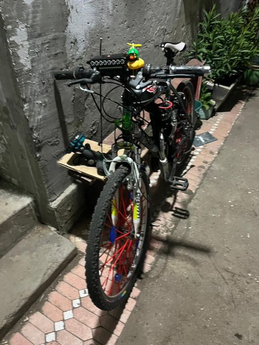 vand scutere ,bicicleta cu motor
