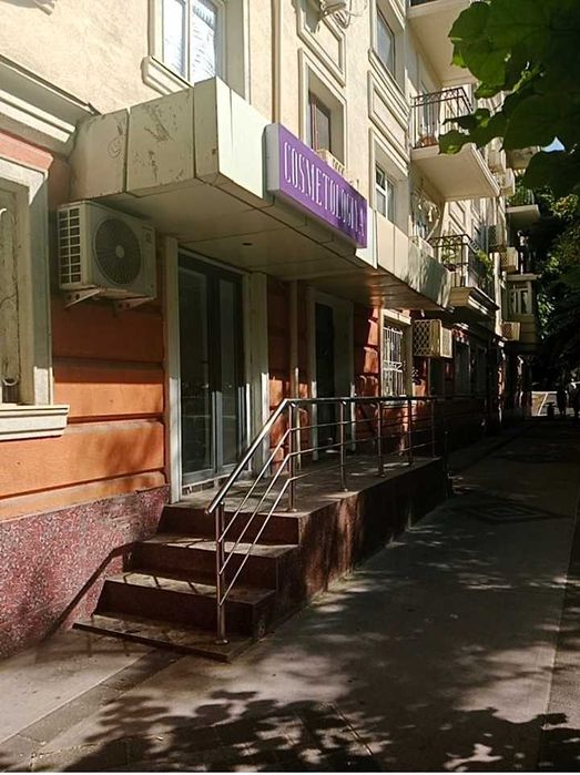 Сдаю часть помещения возле метро  Буюк Ипак Йули