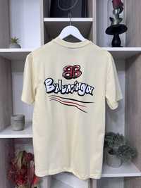 Tricou Balenciaga,Colectia Noua.