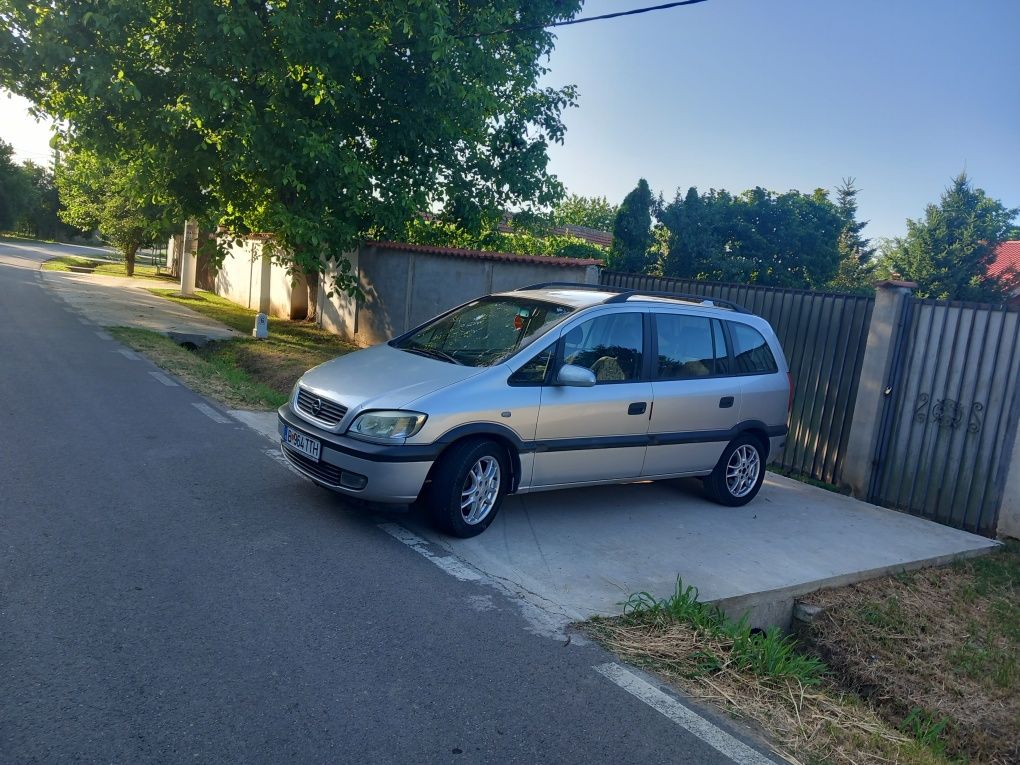 Opel zafira an 2002