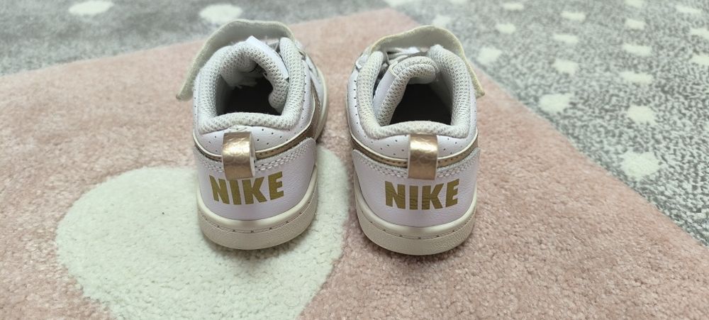 Детски маратонки Найк 23.5 номер