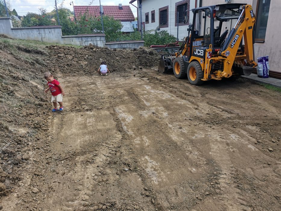 Iveco 35c13, jcb 1cx,Ifor Williams