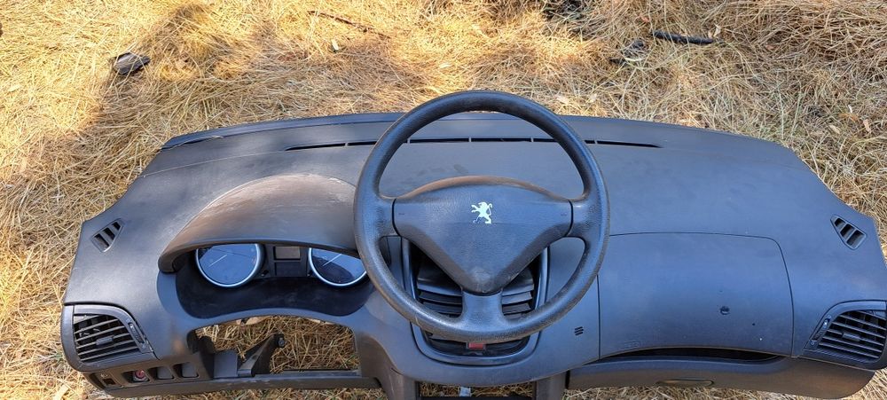 Перо 206+ на части