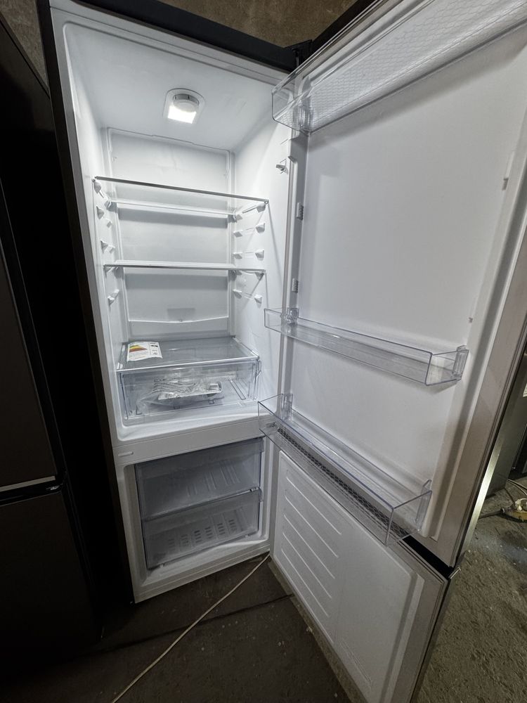 Продается холодильник как новый ! Beko 250л /160см