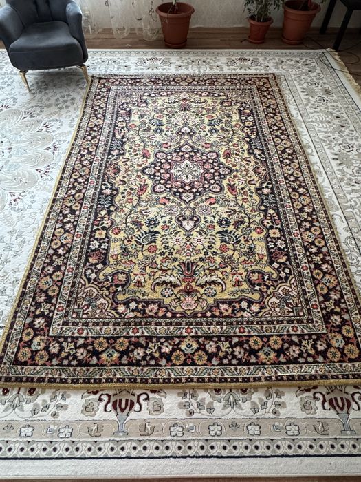 Продам ковры 3х2