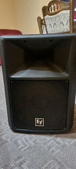 Boxe profesionale Electro-Voice SX200 si mixer 

V