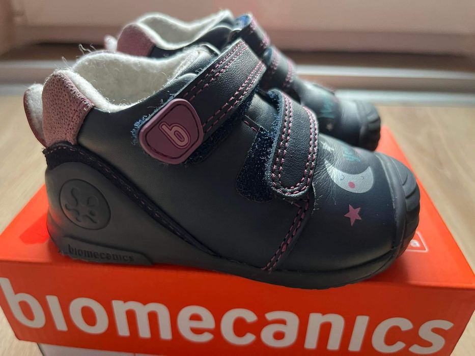 Обувки за прохождане Биомеханикс