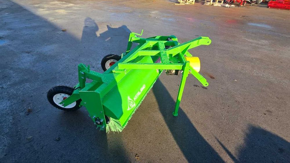 Щетка дорожная Керланд 2000 мм — диаметр щетки 560 мм, усиленная