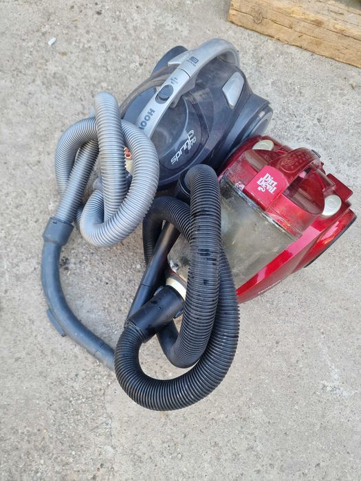 Vand aspiratoare puternice foarte curate cu accesorii