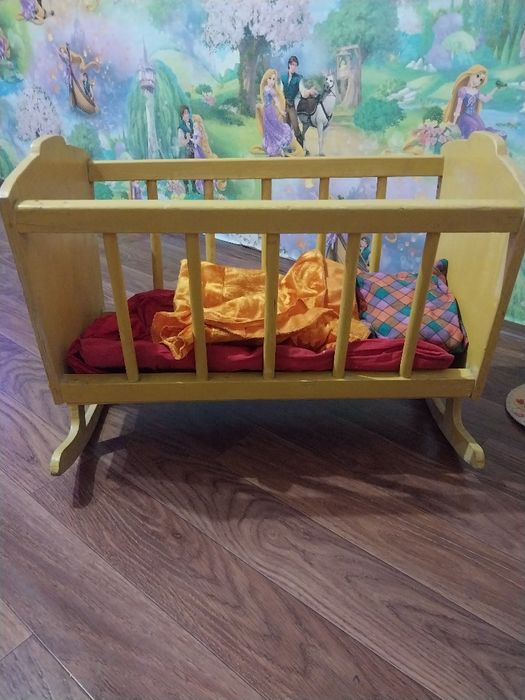 Игрушечная кроватка-кочалка