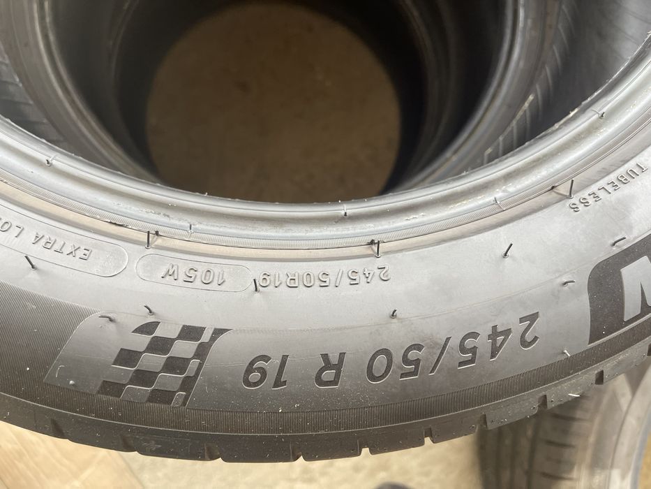 245/50R19 Michelin Pilot Sport 4 SUV Dot 3821