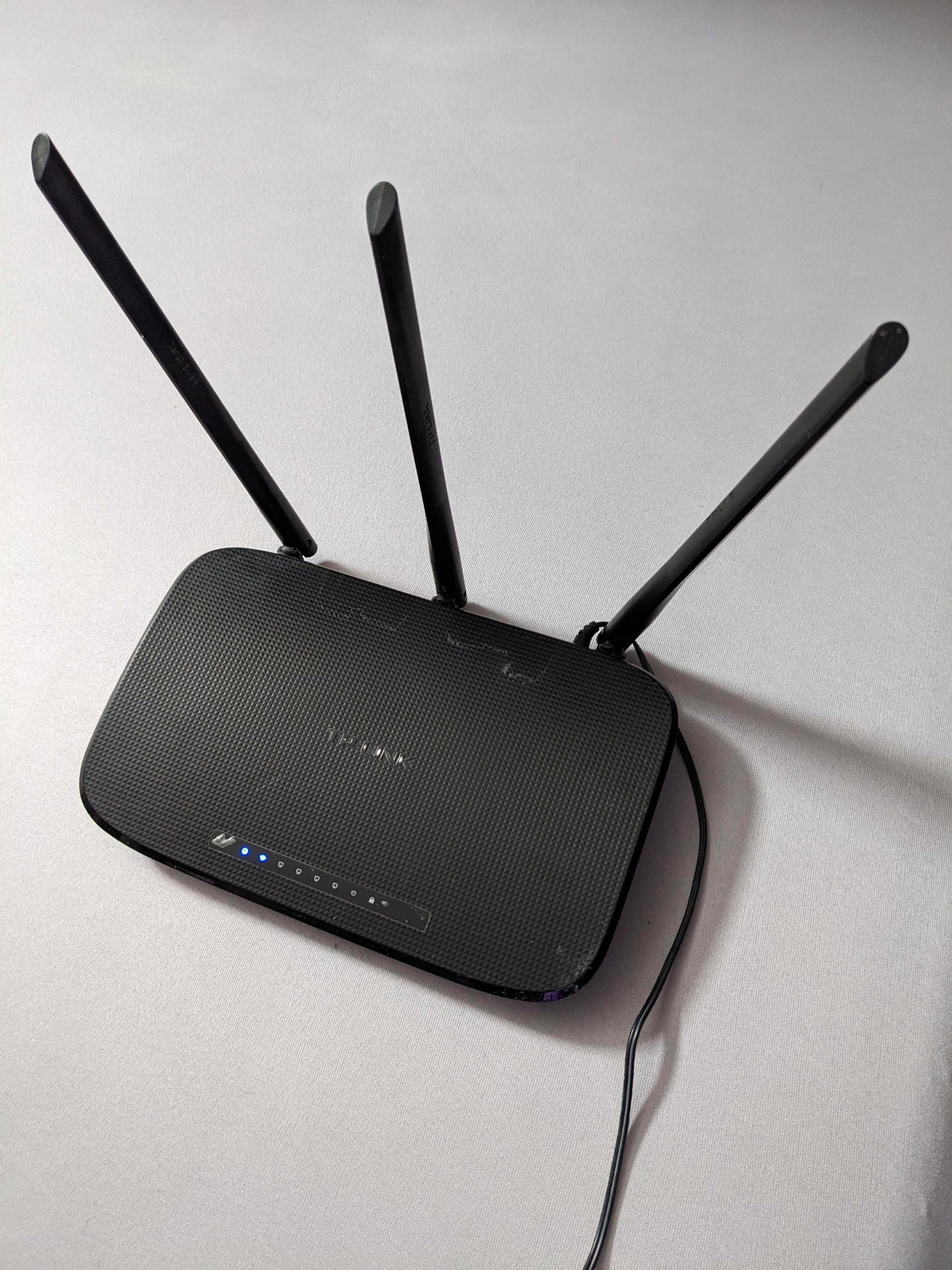 Мощен рутер с ТРИ Големи Антени - TP-Link 940N Бърз и с Голям Обхват