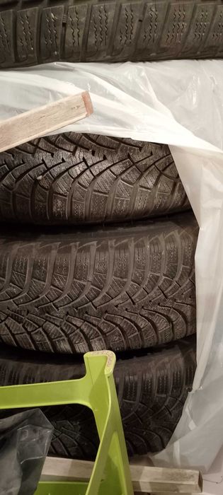 Автомобилни гуми зимни летни Гудиър Goodyear