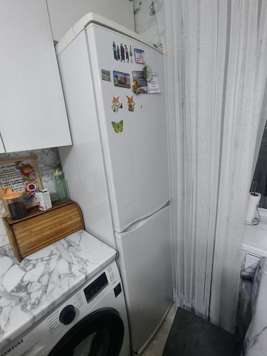 Холодильник сатылат запчастқа