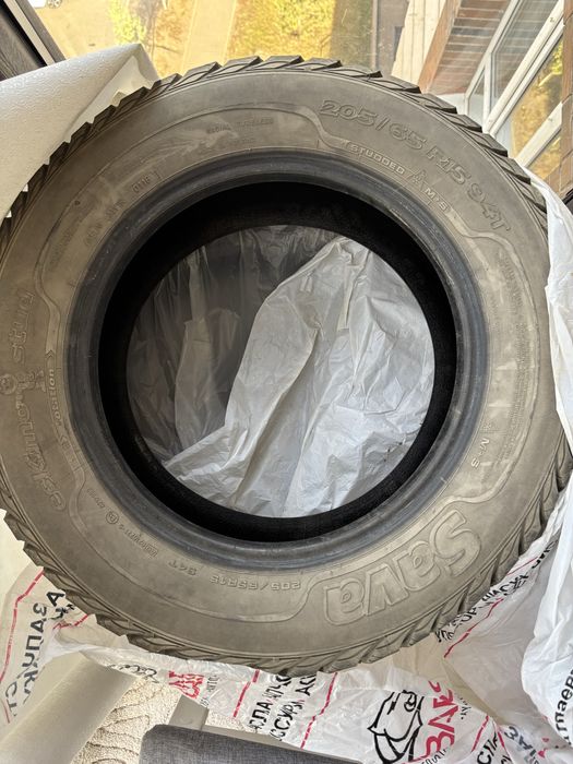 Комплект зимних шипованных шин 205/65 R15