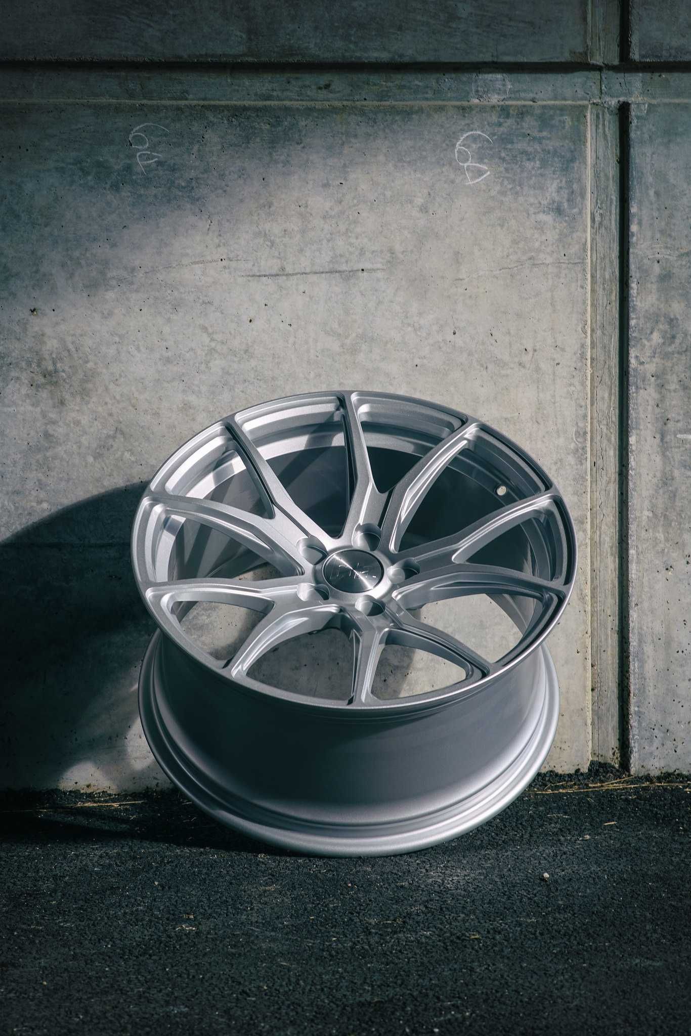 Jante Aliaj Bola / B6 Silver / BMW / AUDI / MERCEDES / VW /R18x8 R18x9