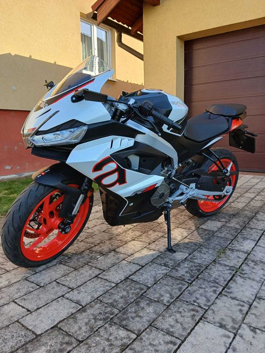 Aprilia RS 457 an fabricatie 2024 *** 980 km ***