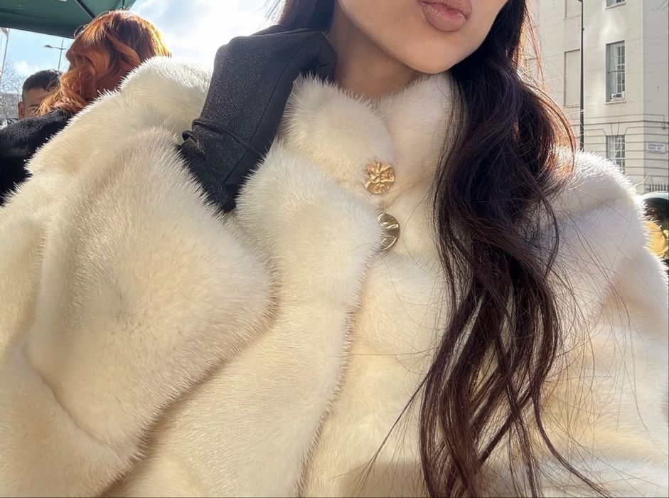 Haina de blana de vizon