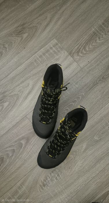 Ghete barbati La Sportiva TX5 GTX carbon/ yellow
5.0
(