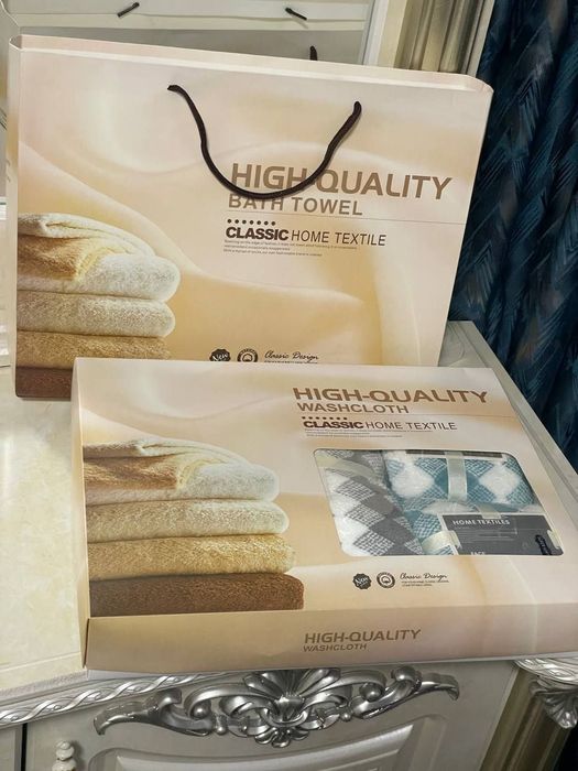 Sochiqlar toʻplami maxsus qadoqda