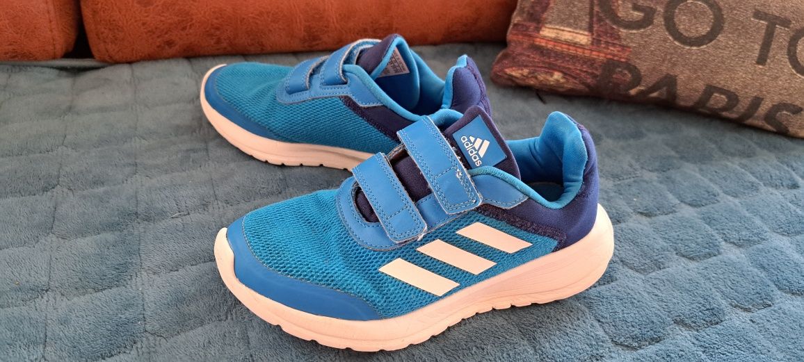 Adidas Оригинални 35 номер