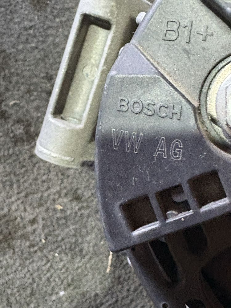 Audi A4 B8 1.8tfsi Динамо