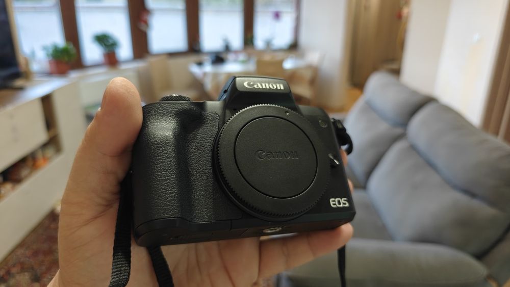 Canon EOS M50 комплект