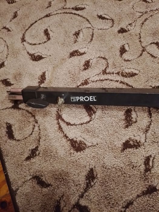 Стойки за тон колони