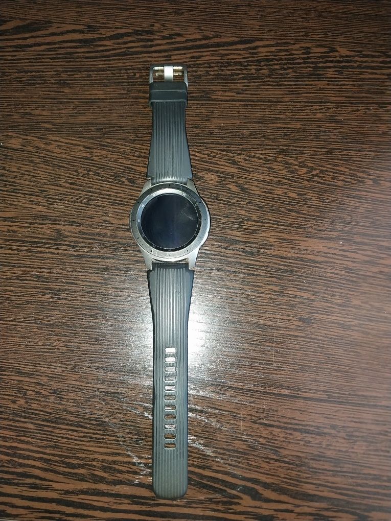 Продам Samsung Galaxy watch SM R800