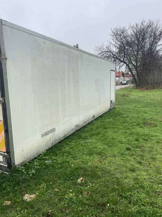 Термо фургон за живеене или за офис!